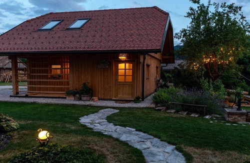 Hrib pri Hinjah House | Echo Valley Hillside Holiday Home with Sauna - Two Bedroom Holiday Home with Sauna