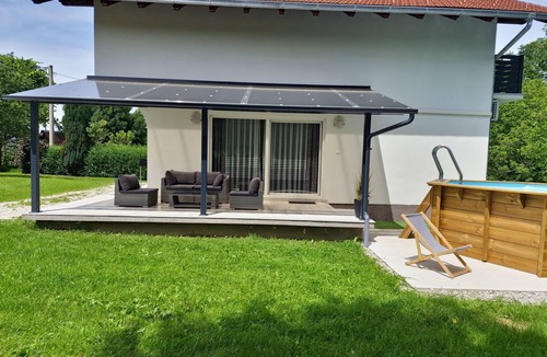 Donja Stubica House | Elbe Holiday in Croatia. cozy house with pool and piano