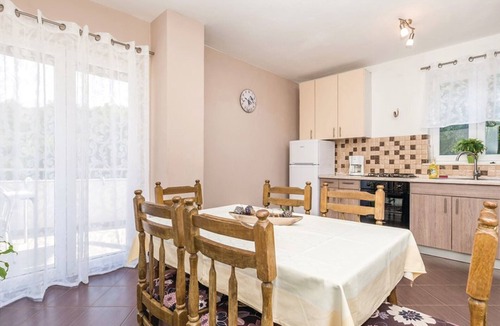 Brsec Apartment | Elegant Brsec Apartments with Sea View - Three Bedroom Apartment with Sea View