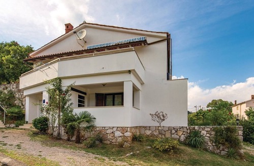Brsec Apartment | Elegant Brsec Apartments with Sea View - Two Bedroom Apartment with Sea View