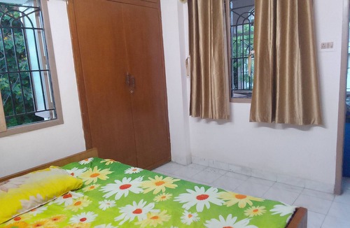 Raja Annamalai Puram Apartment | Elegant, Centrally located 3 bedroom 2 bath apartment with AC in Chennai