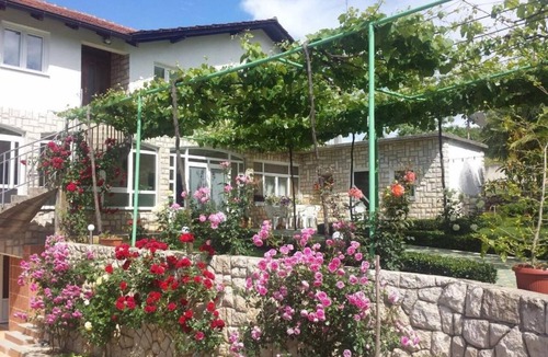 Medjugorje House | Elez Serenity Guesthouse -Triple room 2