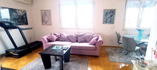 Novi Zagreb Apartment | Eli's luxury apartment