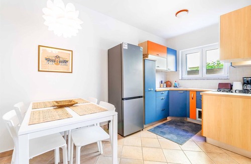 Jurandvor Apartment | Ema - Cozy Pet-friendly Suite for Two with Parking