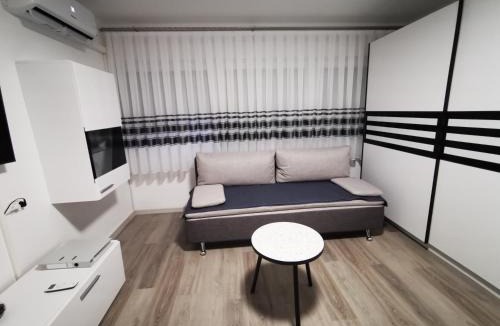 Karlovac Apartment | Ema Studio Apartman