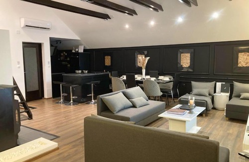 Garesnica House | Empyrean House