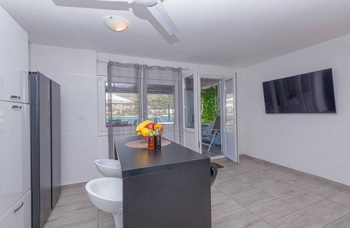 Grebastica House | Enjoy a Holiday Home Family Fun with Sea View right on the beach, Pet Friendly