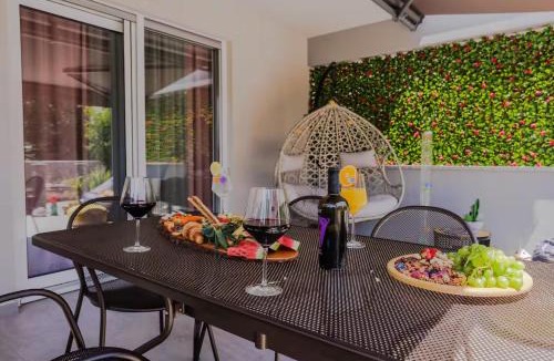 Strozanac Apartment | Exclusive Apartment MARIJA