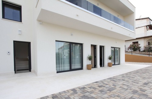 Slatine Apartment | Exclusive apartment with sea views