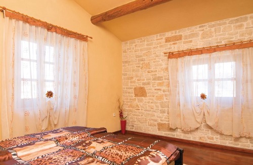 Heraki Apartment | Experience a pleasant stay in this rustic apartment, located in a residential house in the village o