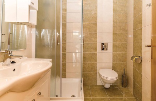 Banj Apartment | Experience the right feel-good atmosphere in these tastefully furnished apartments in the traditiona