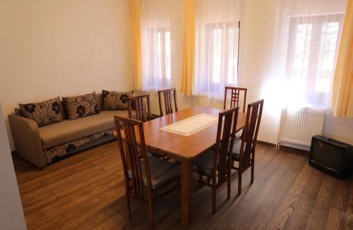 Bucin House | Ezüstfenyő Agroturisztikai Panzió