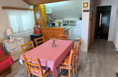 Zaboric House | für 3 Personen + 1 Kind ca. 68 m² in Žaboric, Dalmatien (Gespanschaft Sib by Interhome