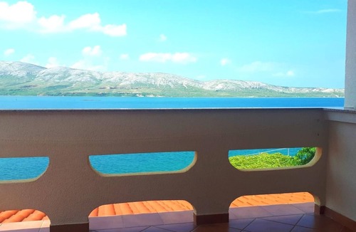 Zubovici Apartment | für 6 Personen ca. 65 m² in Zubovici, Adriaküste Kroatien (Kroatische Inse by Interhome