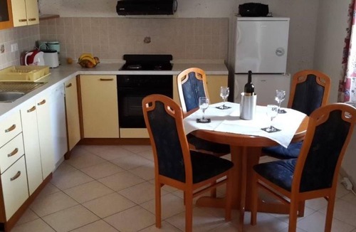 Vinjerac Apartment | für fünf Personen mit Balkon by Interhome