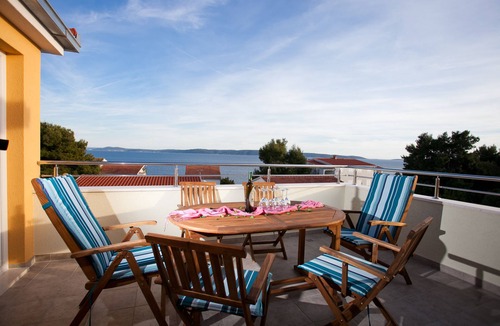 Okrug Gornji Apartment | Family apartment Medvid