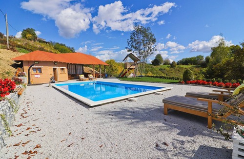 Donja Voca House | Family friendly house with a swimming pool Gornja Voća, Zagorje (K-11873)