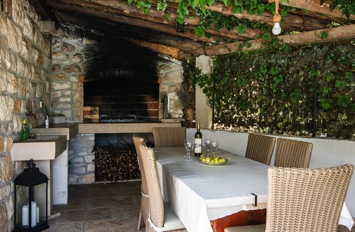 Dol House | Family friendly house with a swimming pool Dol, Brač (K-25954)
