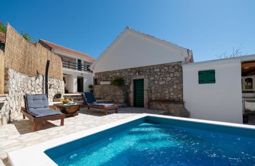 Seline House | Family friendly house with a swimming pool Seline, Paklenica - 23248
