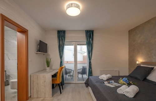 Stara Novalja Hotel | Family Resort Santa Maria II Room 202, Stara Novalja, Croatia