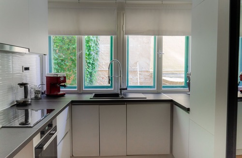 Donji Grad Condo | Fantabulous Old-Town Condo