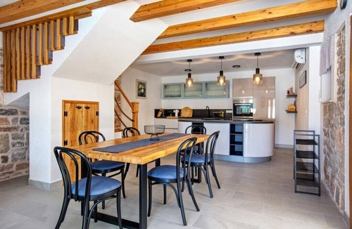 Betina House | Fantastic vacation home Villa Lili on the idyllic island of Murter, Croatia