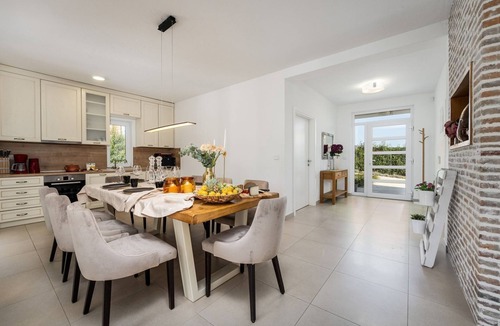 Labinci House | Fantastic villa with sea view, private pool, cot, BBQ area, washing machine