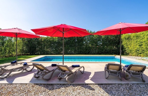 Labinci House | Fantastic villa with sea view, private pool, cot, BBQ area, washing machine