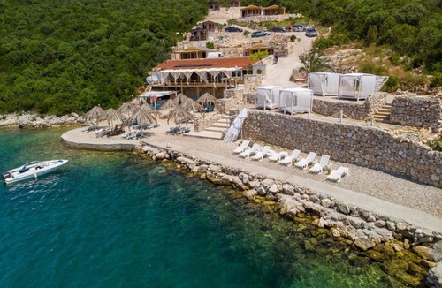 Herzegovina-Neretva Canton Apartment | Feral Beach - One Bedroom Apartment with Sea View 8