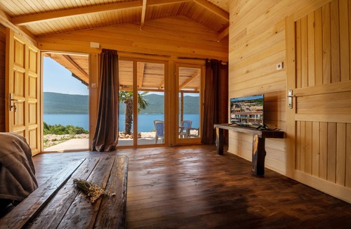 Herzegovina-Neretva Canton Apartment | Feral Beach - One Bedroom Apartment with Sea View 9