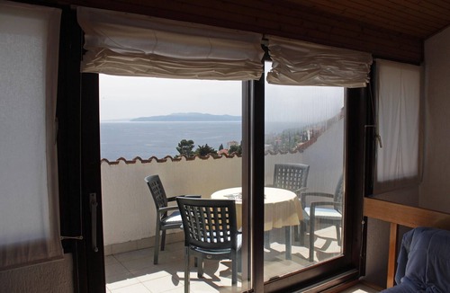 Opatija Apartment | Ferienahus VRUTKI - vacation home with 2 floors and a beautiful terrace