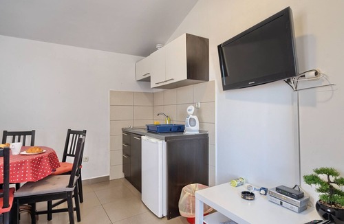 Businci Apartment | Ferienapartment für sechs Personen by Interhome