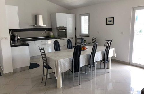 Obrovac Apartment | Ferienwohnung by Interhome