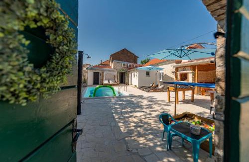 Zemunik Donji Apartment | Filotea