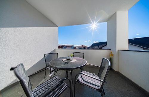 Novi Zagreb Apartment | Flex SelfCheckIns 191 - Zagreb - 2 Bedrooms - Parking - Loggia