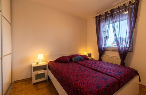 Novi Zagreb Apartment | Flexible SelfCheckIns 34 - Zagreb - Parking - Big Loggia - New
