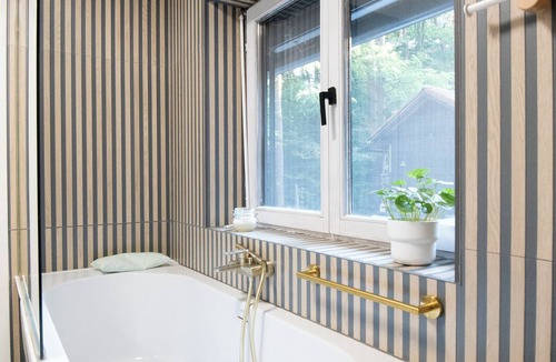 Nedelisce Cabin | Forest Cabin Nest-Family Retreat for 7 with Sauna & Hot tub