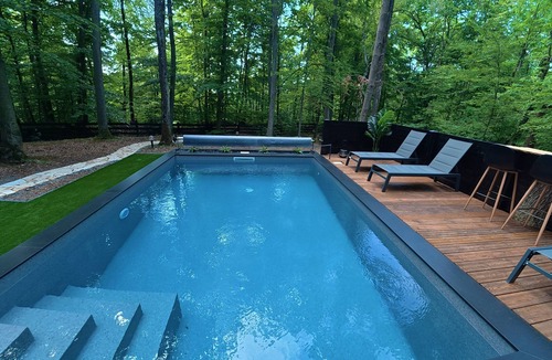 Ivanec House | Forest home with pool, jacuzzi and sauna for relaxing and fun