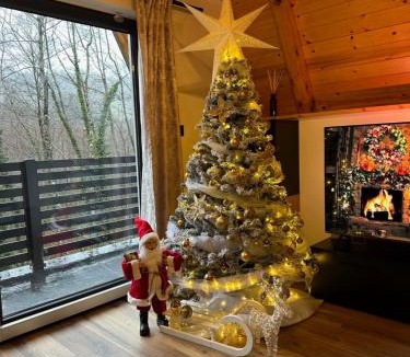 Bosiljevo Ski Chalet | Forest house Niko