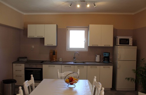 Sukosan Apartment | Four-bedroom apartment with terrace Sukošan, Zadar (A-6402-a)