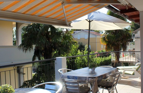 Sukosan Apartment | Four-bedroom apartment with terrace Sukošan, Zadar (A-6402-a)