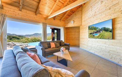 Krapina House | Four-Bedroom Holiday Home