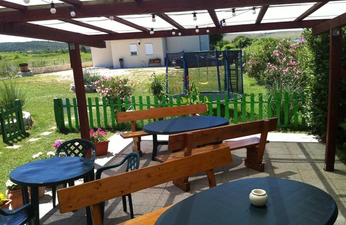Ljubac Apartment | FROM 28.8.OFFERS,STUDIO,POOL,AIR CONDITIONING, FAMILIES,GROUPS,SEAVIEW,DISCOUNTS UP TO 55%