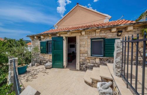 Marina House | Ganče in Gustirna (Haus für 6 Personen)
