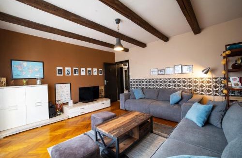 Drenje House | Garden Holiday Home