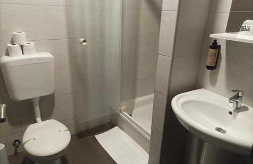 Capljina House | Gateway to Herzegovina’s Heritage - Standard Triple Room