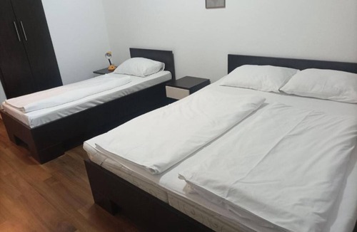 Capljina House | Gateway to Herzegovina’s Heritage - Standard Double Room with extra bed