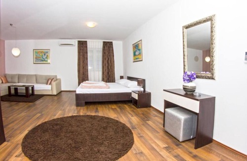 Capljina House | Gateway to Herzegovina’s Heritage - Superior Double Room with extra bed