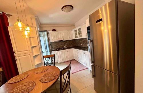 Buzau Apartment | GEORGIANA