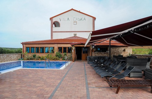 Caska Apartment | Golden Coast Villa Caska - One Bedroom Apartment with Sea View and Balcony